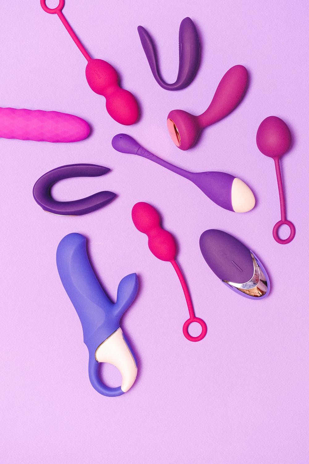 5 Ways to Introduce Sex Toys to a Partner: